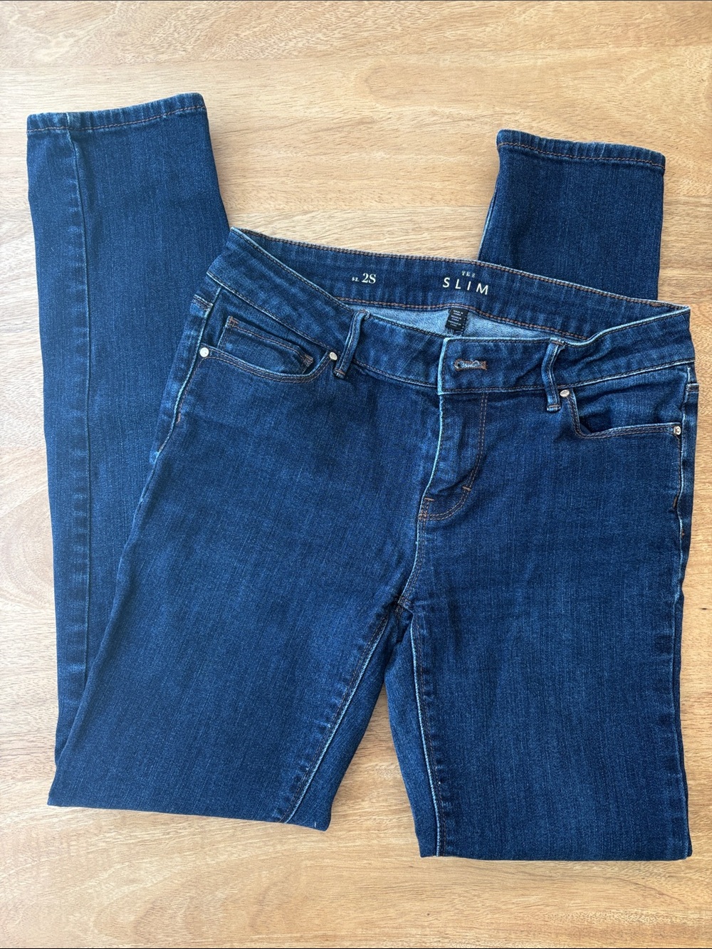 White House Black Market Slim Dark Blue Skinny Jeans